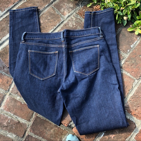 Old Navy Flirt skinny dark wash jeans size 4 long - Picture 2 of 7